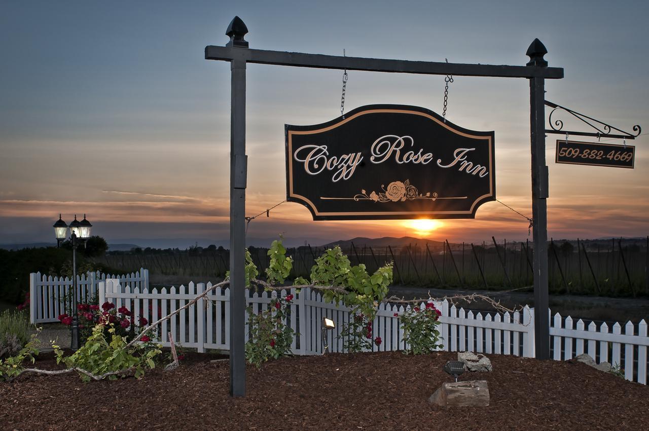 Cozy Rose Inn Prosser Exterior photo